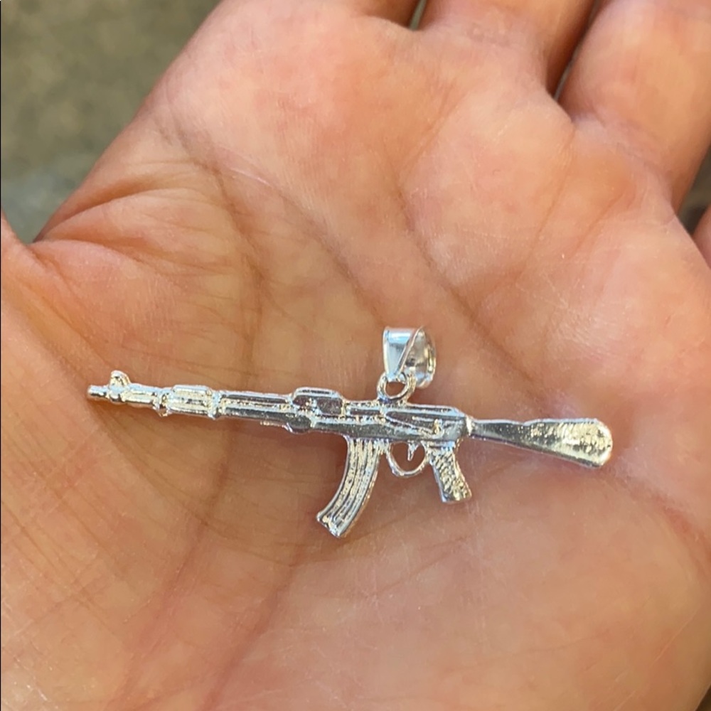 Sterling silver AK 47 machine Gun pendant - Picture 9 of 12